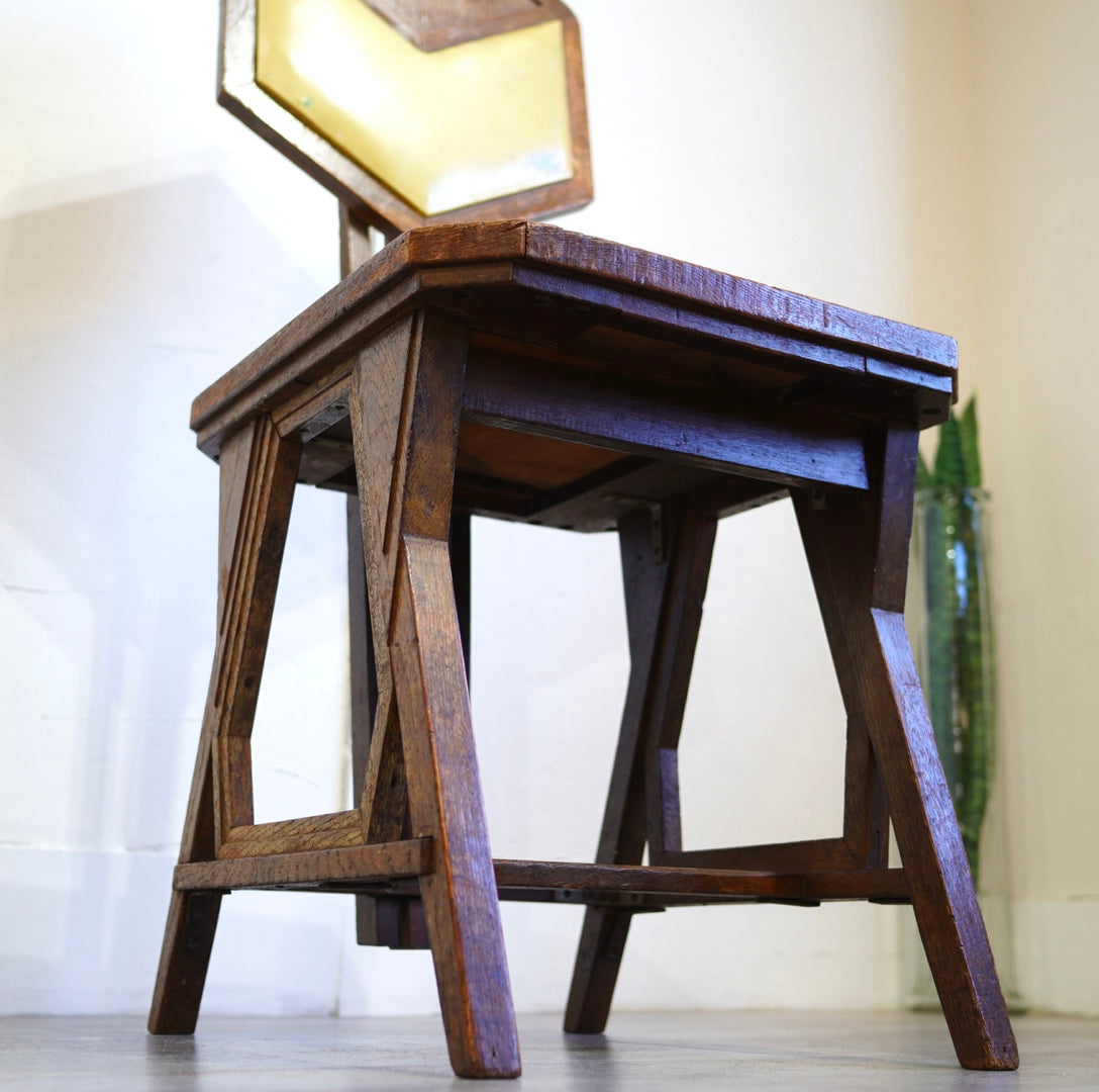 フランクロイドライト / Frank Lloyd Wright ピーコックチェア アンティーク 旧帝国ホテル使用品