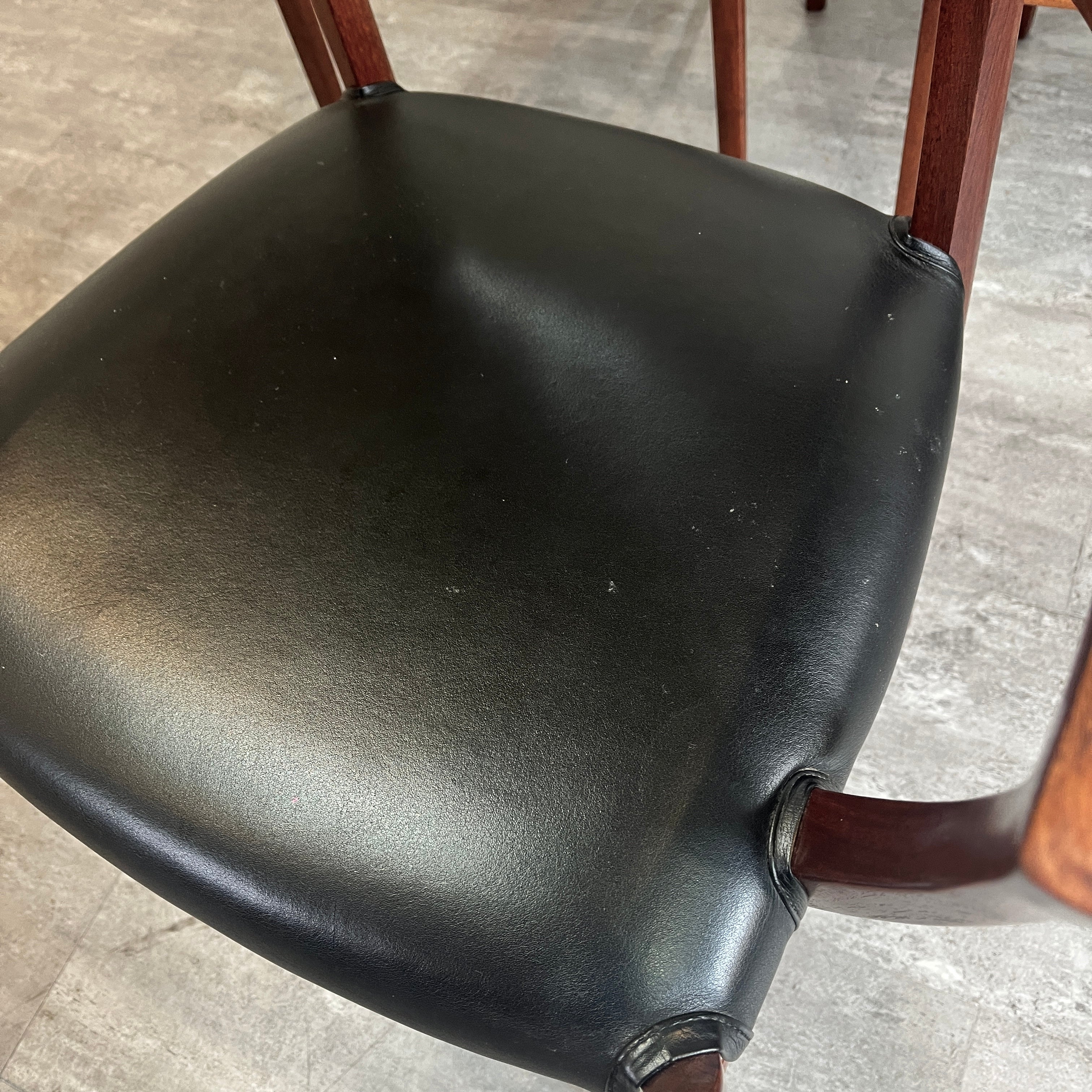 カリモク家具 / karimoku ビベンテ アームチェア