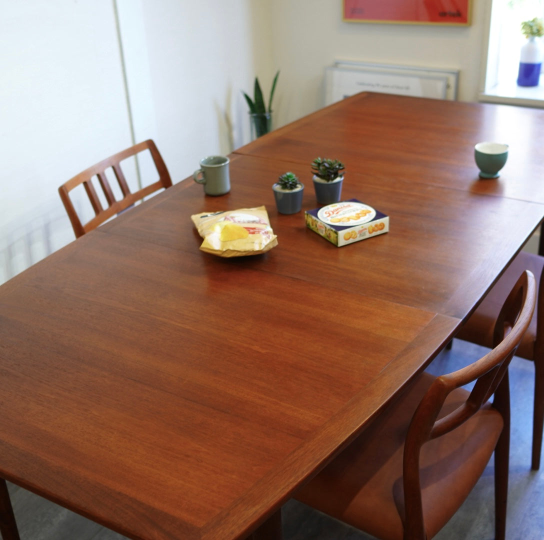 チーク材 伸長式 ダイニングテーブル ヴィンテージ