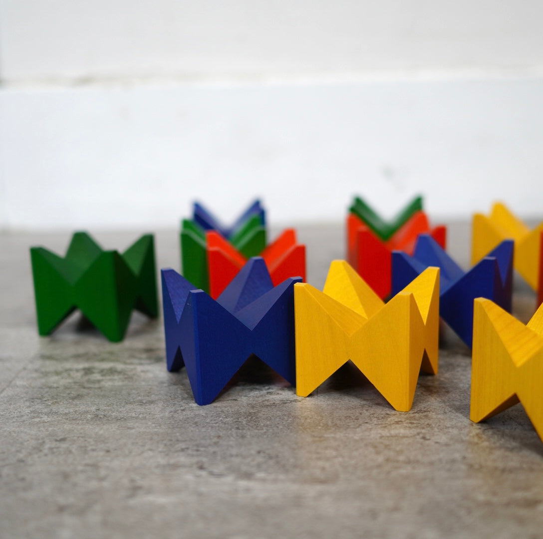 ネフ / Naef ネフスピール / Naef Spiel 積み木 16ピース