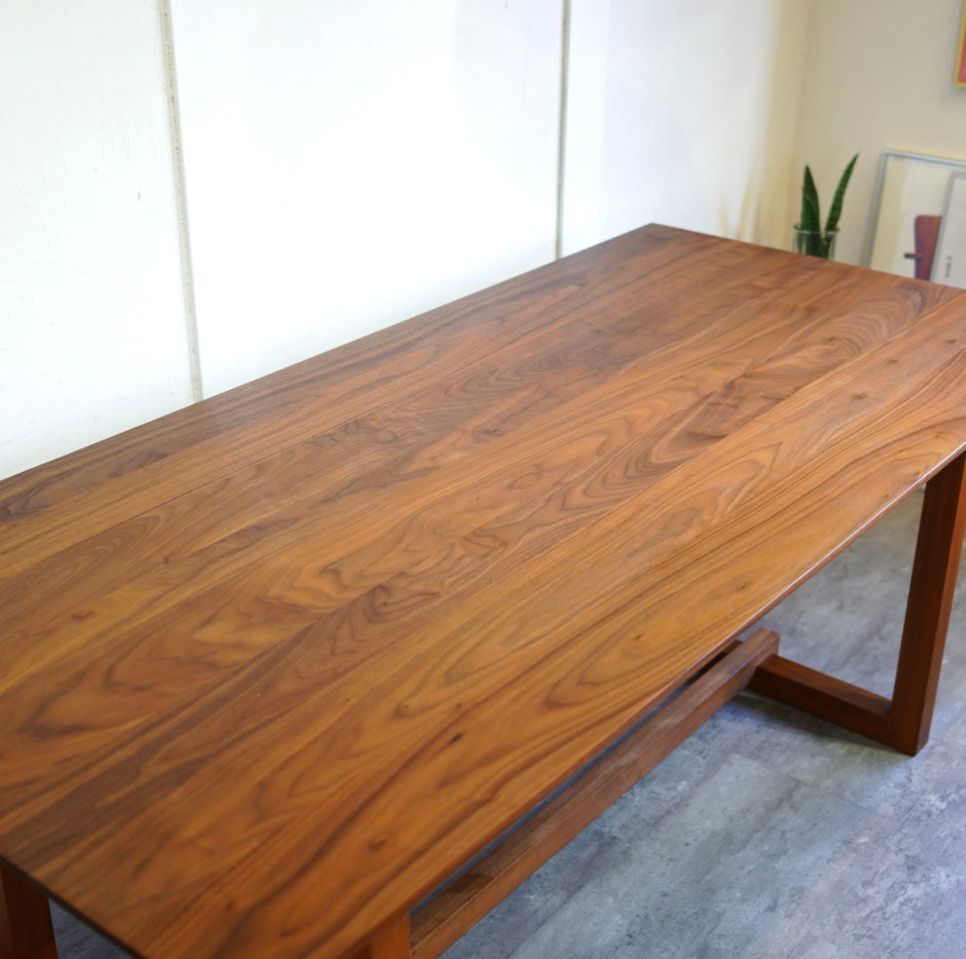 リアルスタイル / REAL Style アルゴマ ウォールナット材 ダイニングテーブル 180cm