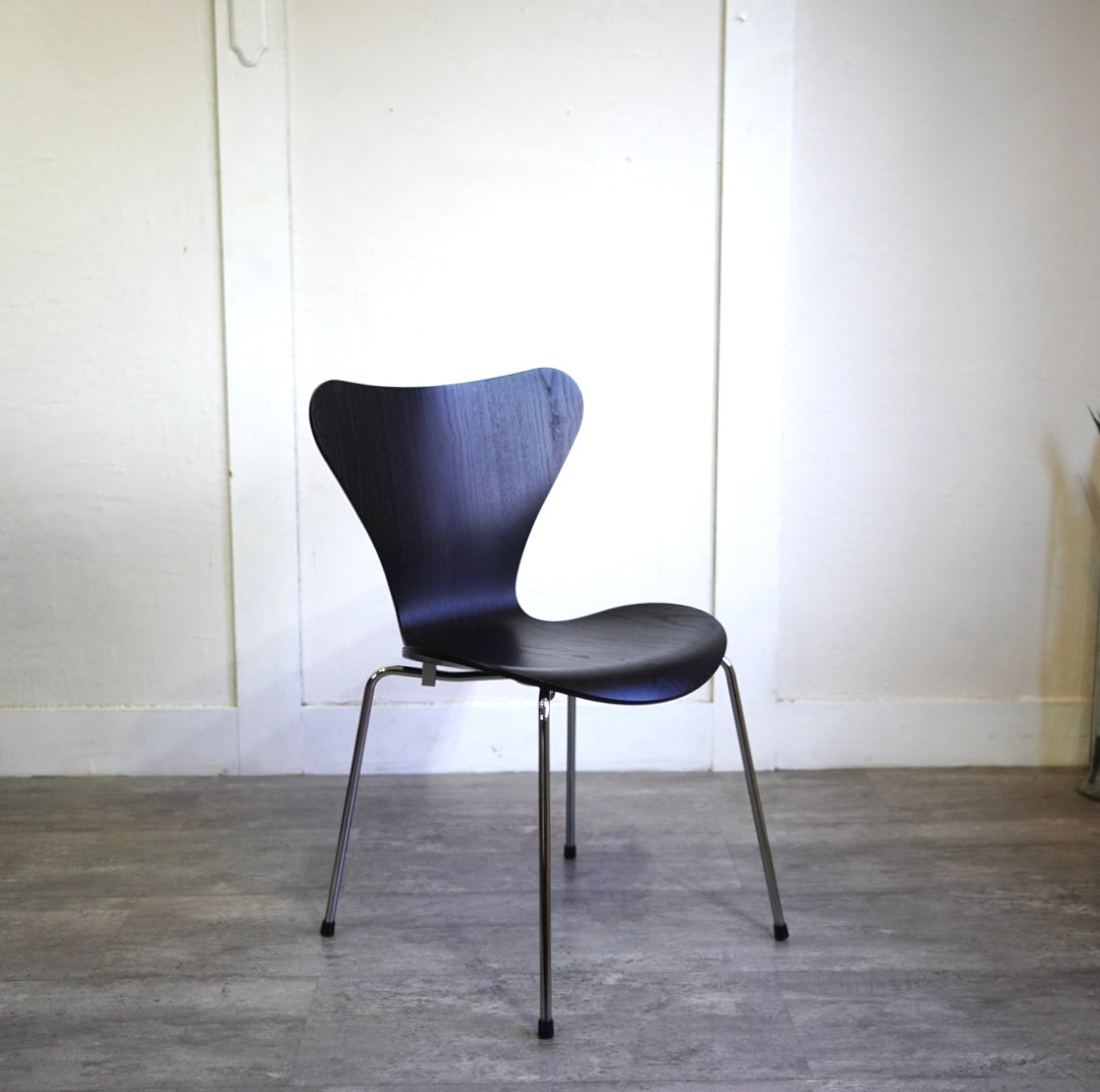 フリッツ・ハンセン / FRITZ HANSEN アルネ・ヤコブセンセブンチェア