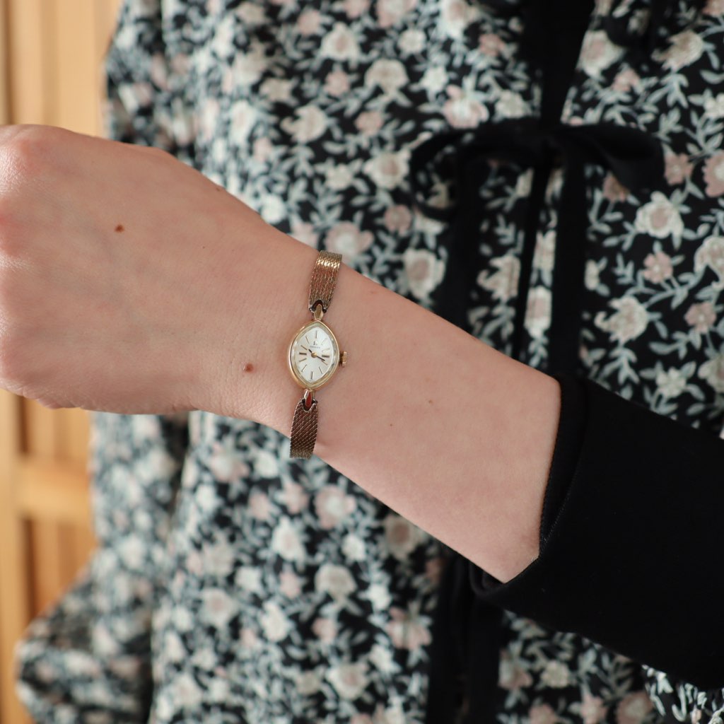 オメガ / OMEGA カットガラス アーモンド形 腕時計 【77】ヴィンテージ