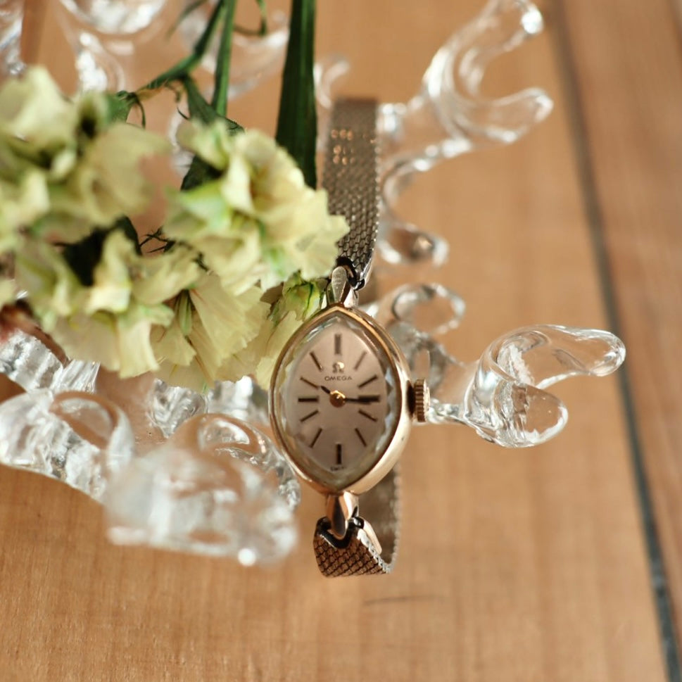 オメガ / OMEGA カットガラス アーモンド形 腕時計 【77】ヴィンテージ