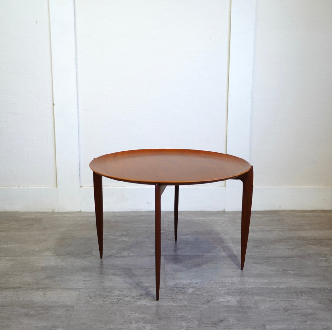 フリッツハンセン / FRITZ HANSEN トレイテーブル ラージ チーク 60㎝ ヴィンテージ