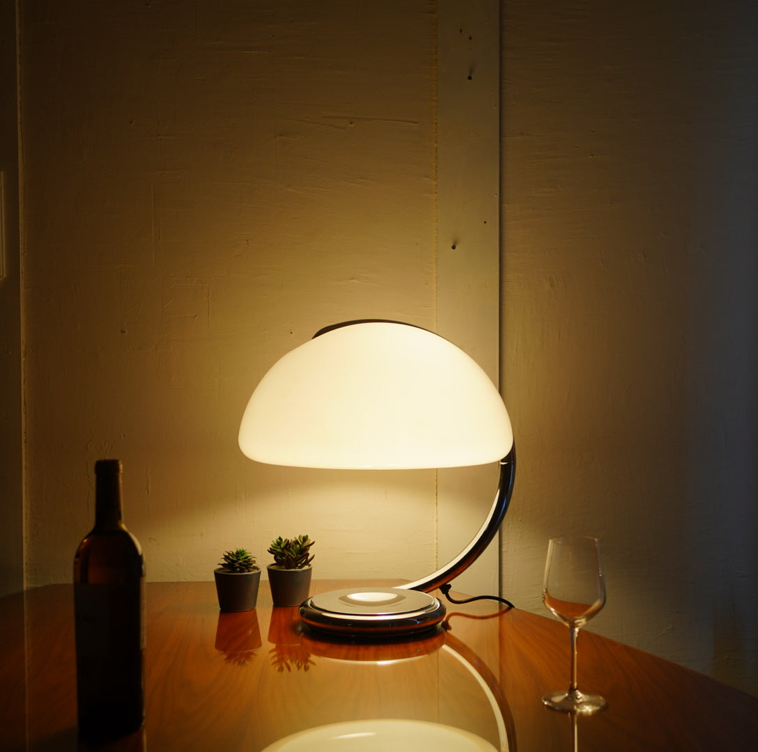 マルティネリ・ルーチェ / Martinelli Luce セルペンテ テーブルランプ エリオ・マルティネリ