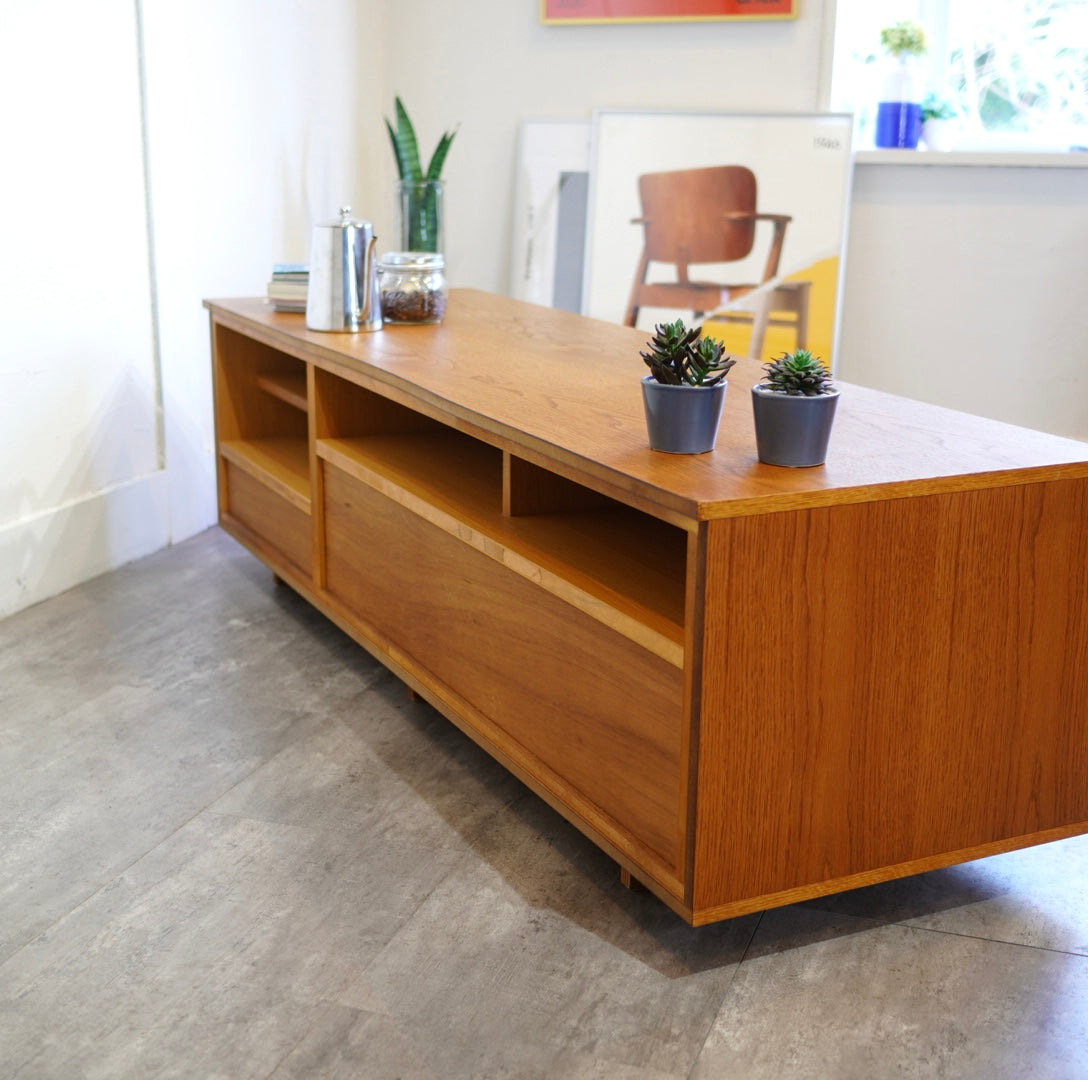 広松木工 VERA CREPA / ベラクレッパ テレビボード 150 オーク