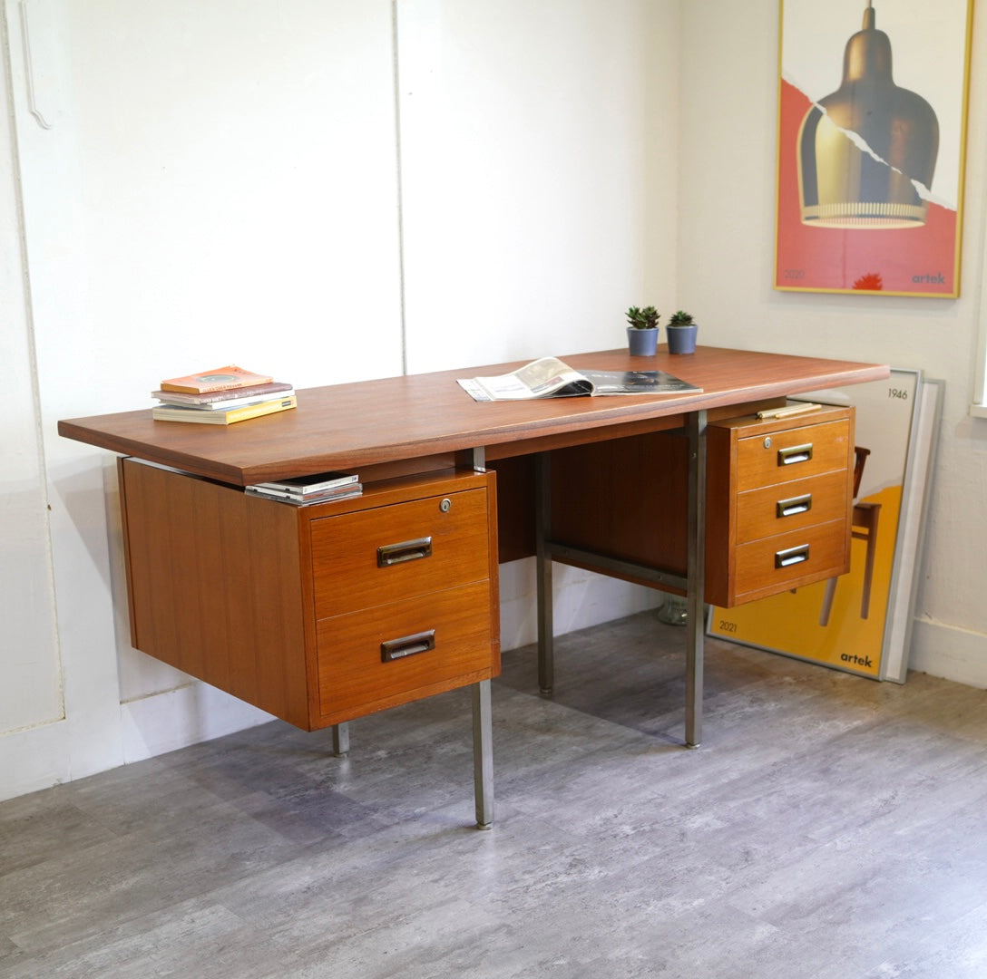 ジャパンヴィンテージ 両袖デスク エグゼクティブデスク チーク 1970年代