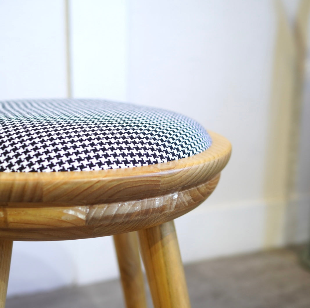 スンカイ材 丸スツール ナチュラル色 未使用