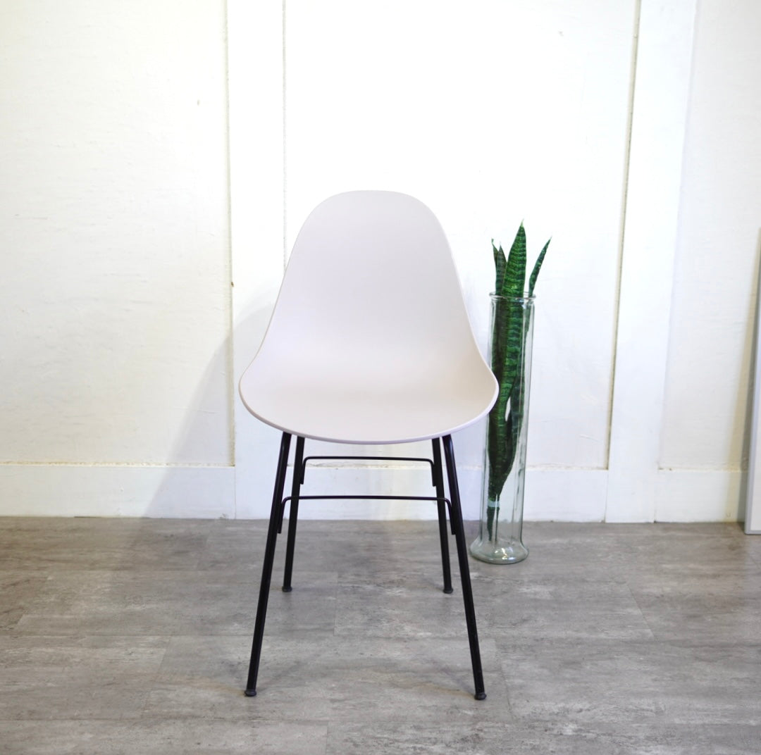 トゥー / TOOU TA サイドシェルチェア シモン・ビオラ