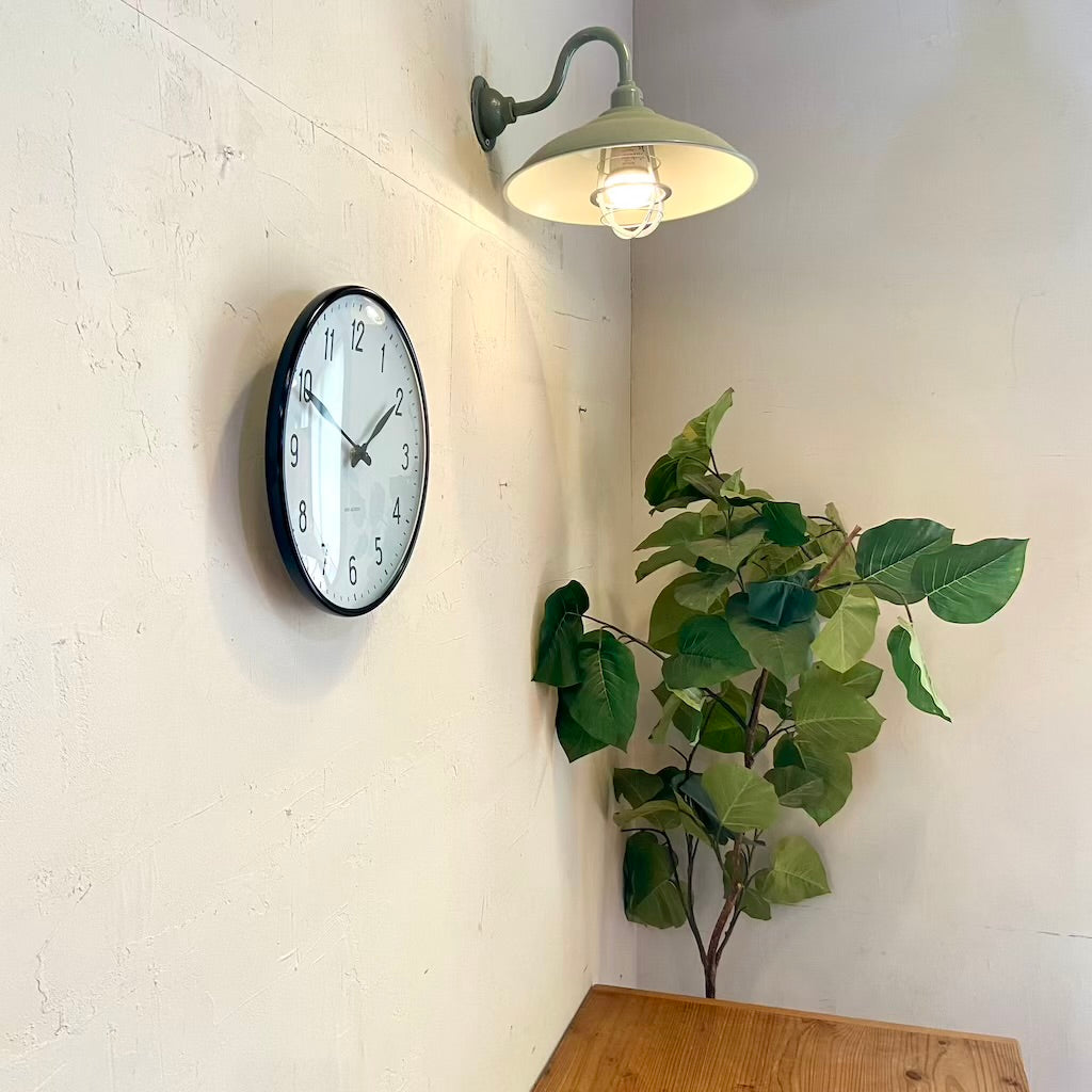 アルネ・ヤコブセン / Arne Jacobsen ステイション ウォールクロック アルネ・ヤコブセン デンマーク