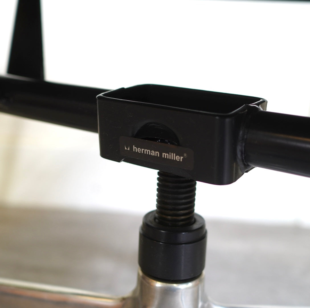 ハーマンミラー / Herman Miller チャールズ & レイ・イームズ アルミナムグループ マネジメントチェア デスクチェア