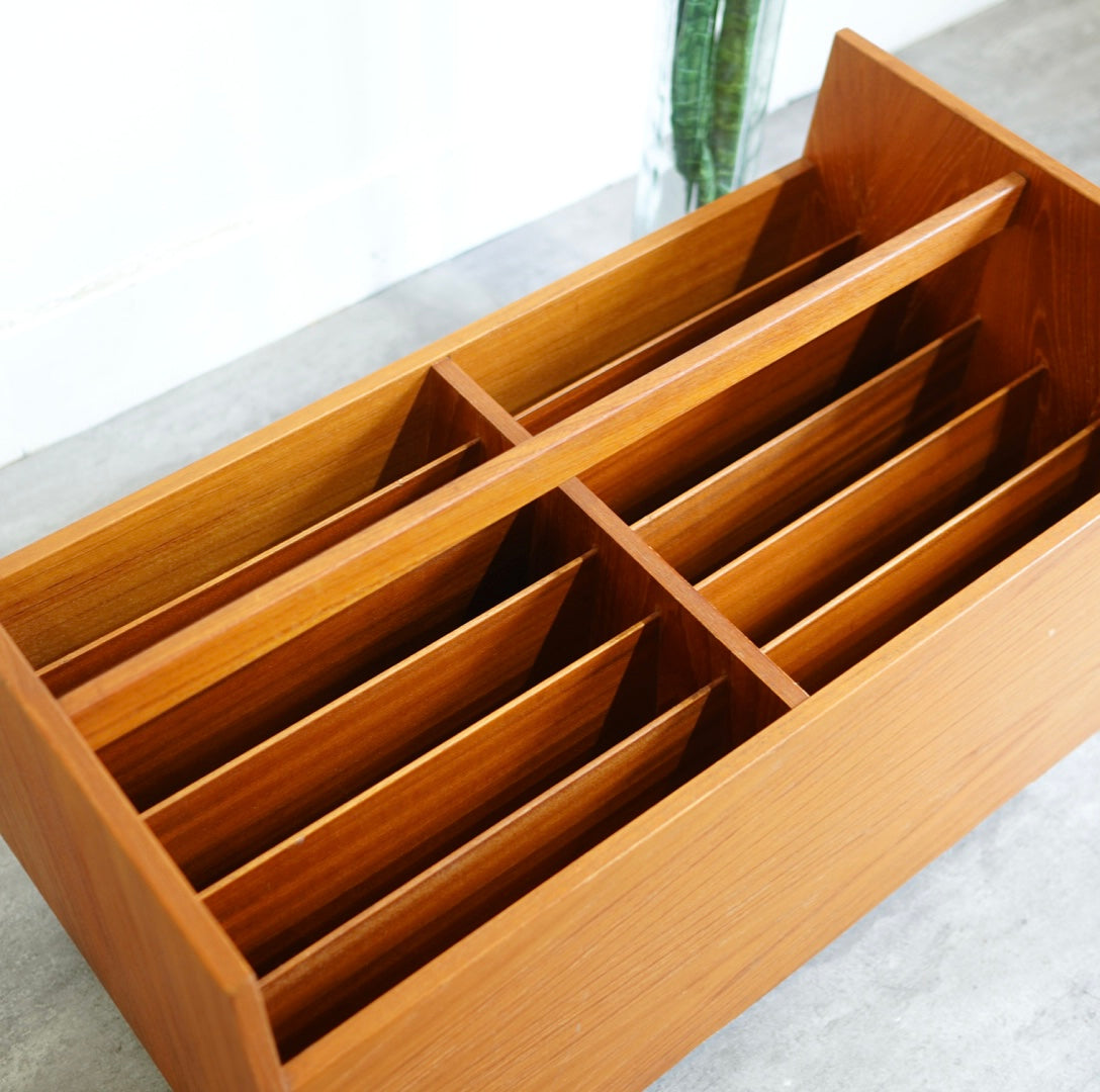 ブルクスボ / BRUKSBO マガジンラック レコードラック 北欧 ノルウェー ヴィンテージ