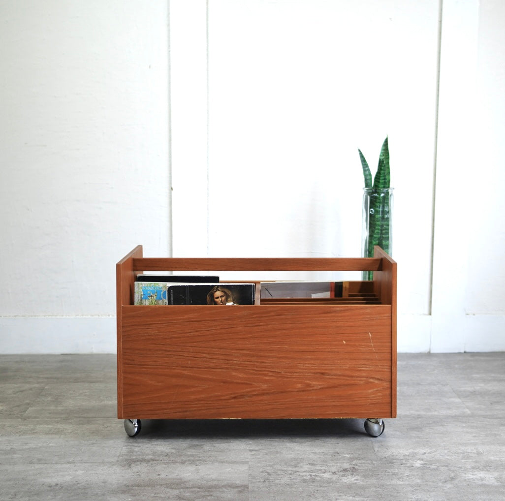 ブルクスボ / BRUKSBO マガジンラック レコードラック 北欧 ノルウェー ヴィンテージ