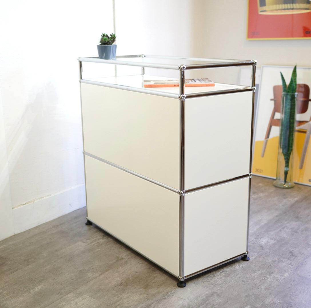 USMハラー / USM Haller モジュラーキャビネット 1列2段 ガラストップ サイドボードホワイト