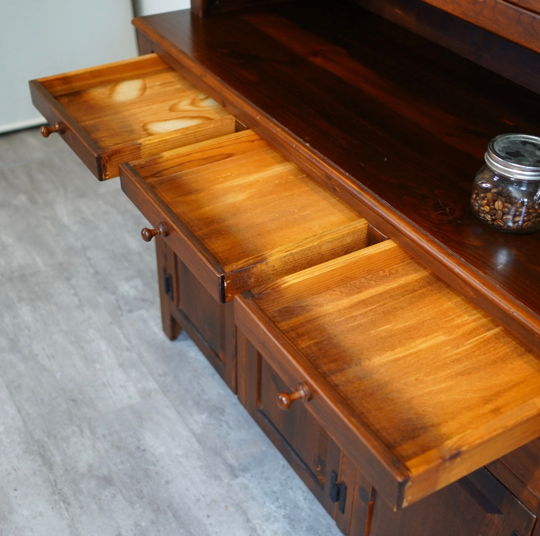 アンファン / Enfant パイン材カップボード 食器棚