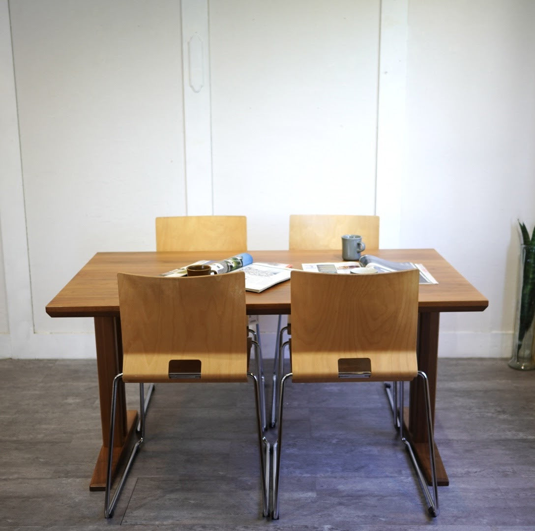 カリモク家具 / karimoku ダイニングテーブル W135 DT8406 2本脚