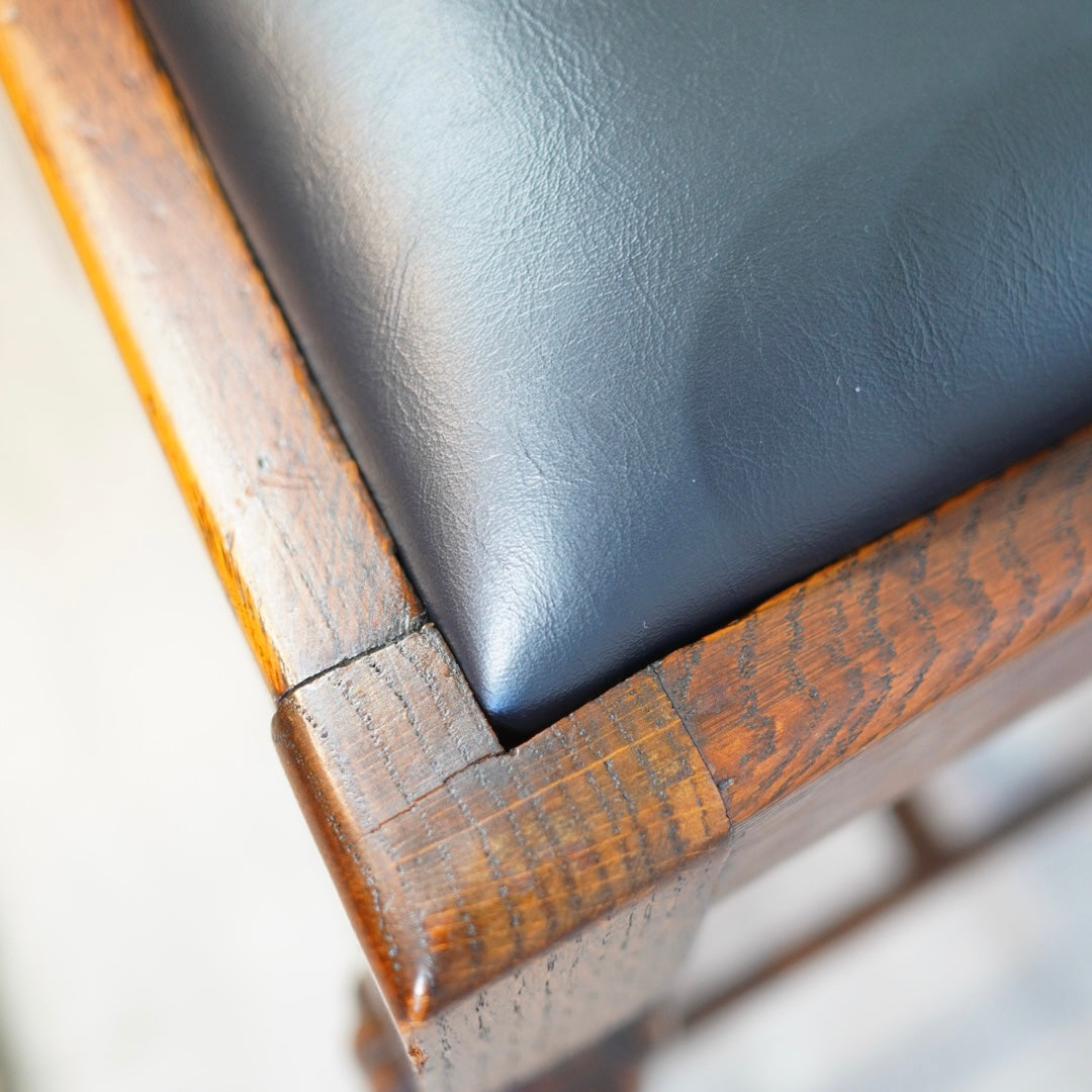 HILO Furniture HILL & LONG LTD バルボスレッグ アンティークチェア