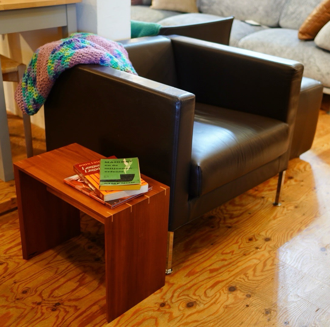 サイドテーブル コーヒーテーブル M かんざし【22】総無垢材 ホオノキ×ケヤキ リメイク家具 再生家具 リバイブモブラープロジェクト SDGs