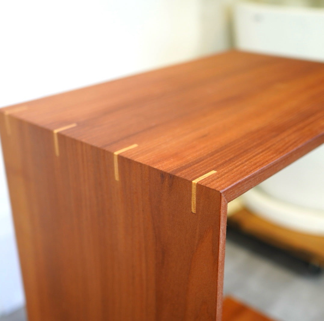 サイドテーブル コーヒーテーブル M かんざし【22】総無垢材 ホオノキ×ケヤキ リメイク家具 再生家具 リバイブモブラープロジェクト SDGs