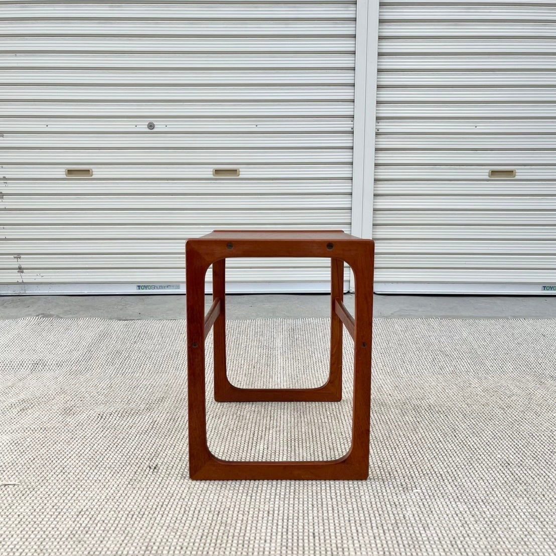 デンマーク製 サイドテーブル チーク材 ヴィンテージ