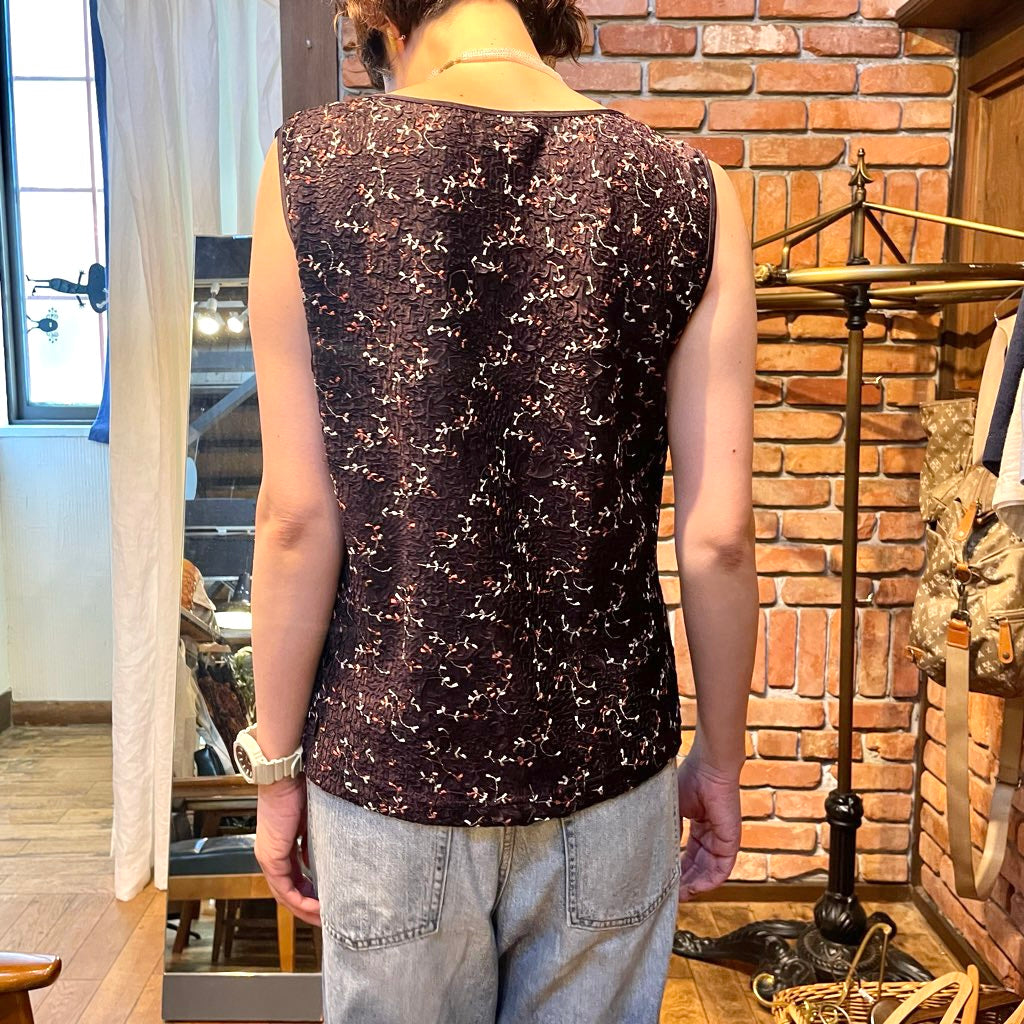 【古着】ユーロヴィンテージ C&A 小花柄 タンクトップ 茶色 ノースリーブ ヨーロッパ古着