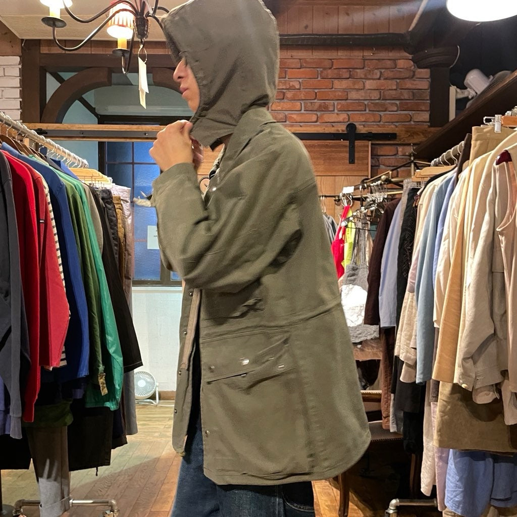 【古着】スイス軍 フィールドジャケット カーキ パーカー ミリタリー ユーロ古着