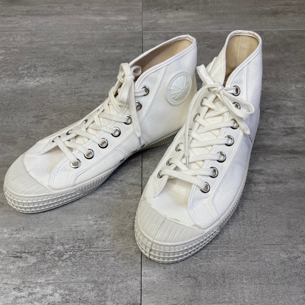 【中古】チェコ軍 トレーニング シューズ ホワイト 白 スニーカー デッドストック