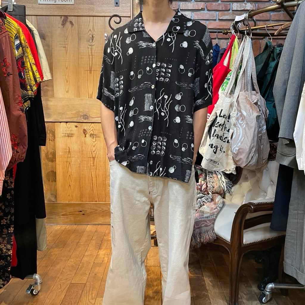 【古着】90s 総柄 サイケデリックシャツ シェルボタン ブラック