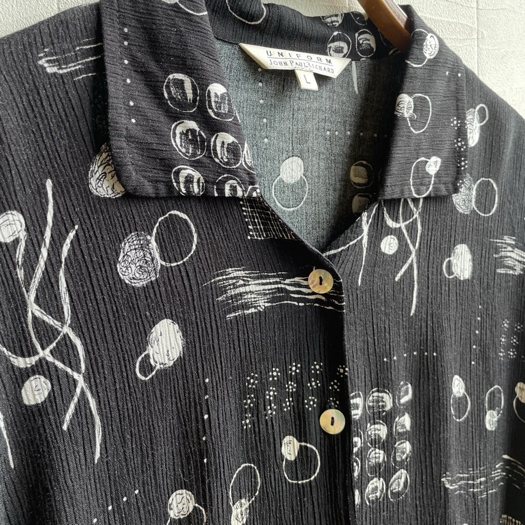 【古着】90s 総柄 サイケデリックシャツ シェルボタン ブラック