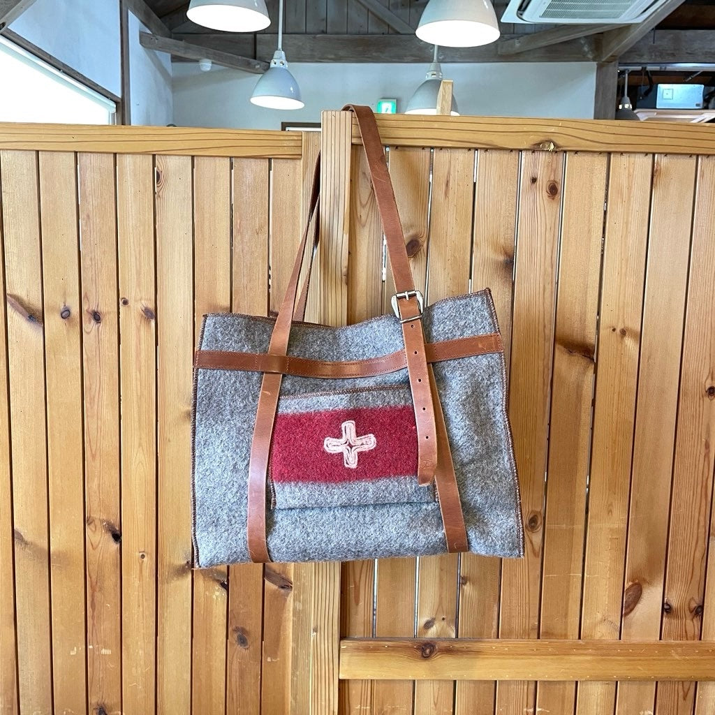 【古着】karlen swiss / ウールトートバック スイス軍 ブランケット使用