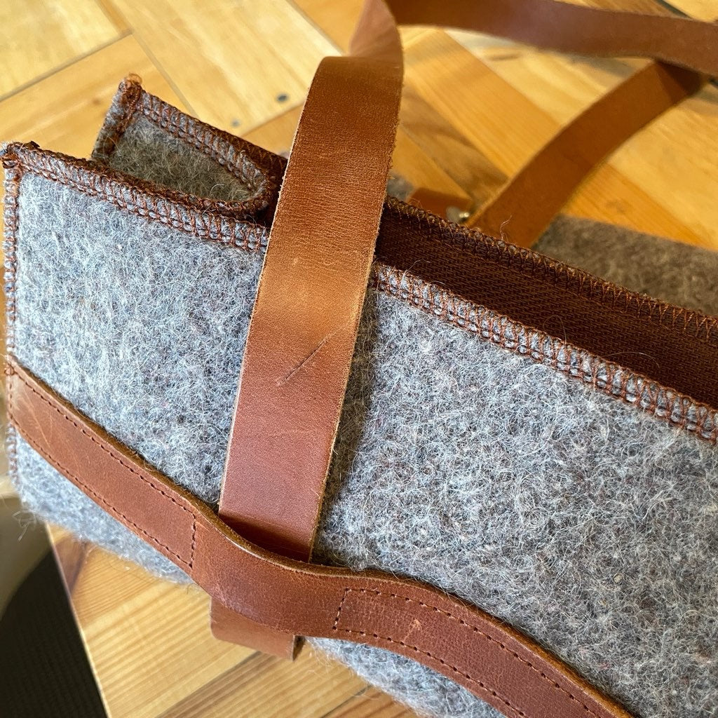【古着】karlen swiss / ウールトートバック スイス軍 ブランケット使用