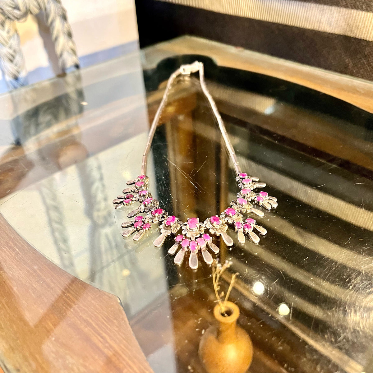 ルビーとシルバーのネックレス ピンク インド ハンドメイド 