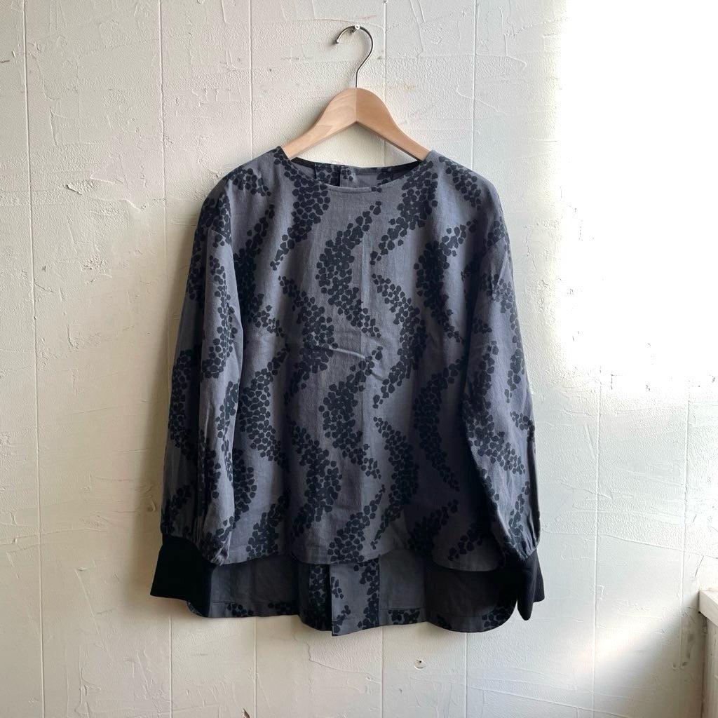 【古着】アトリエナルセ / atelier naruse コットンムーンスモックブラウス / cotton ~moon~ smock blouse plus rib チャコール カットソー