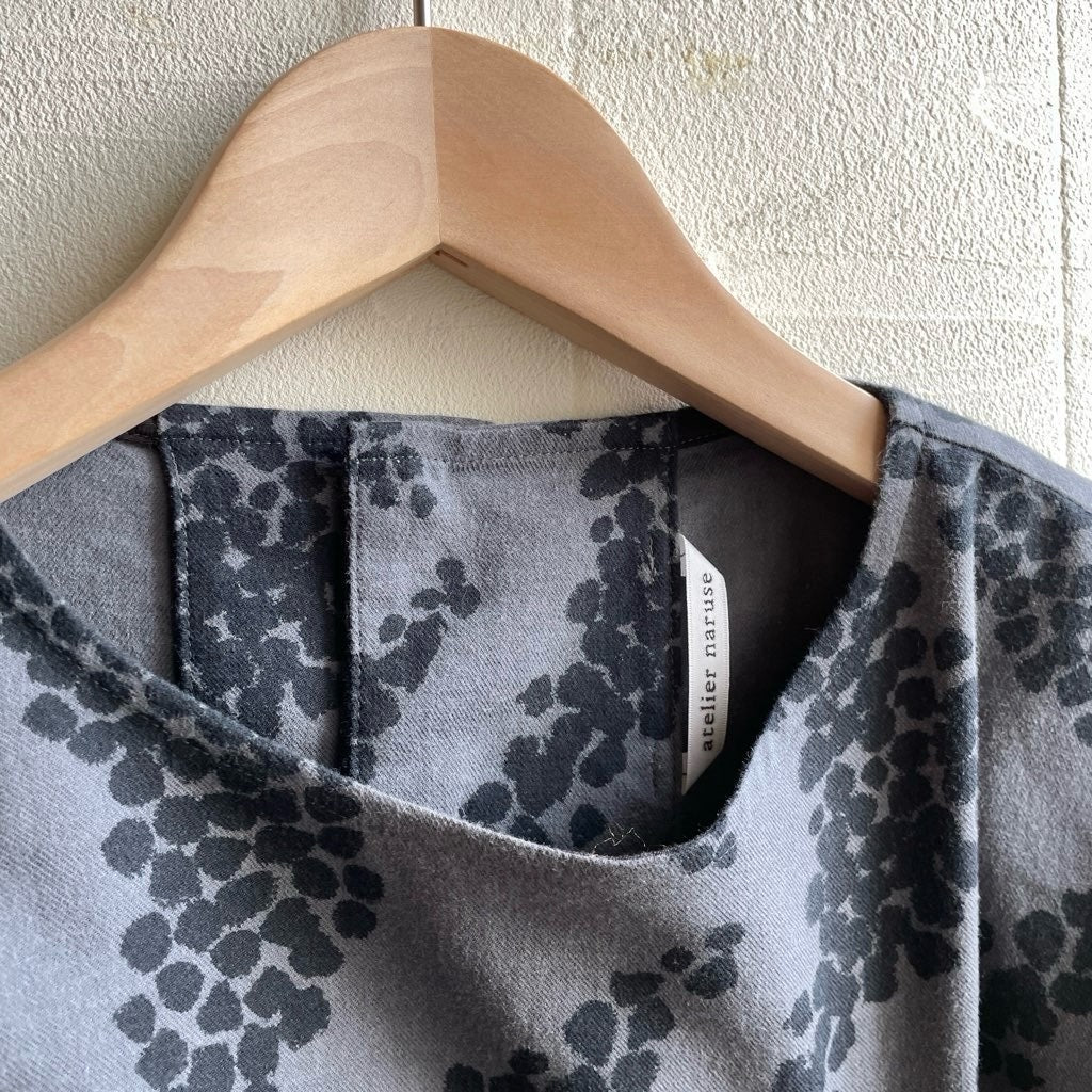 【古着】アトリエナルセ / atelier naruse コットンムーンスモックブラウス / cotton ~moon~ smock blouse plus rib チャコール カットソー