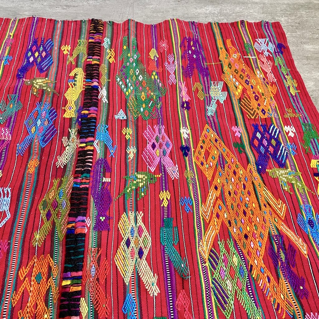 グアテマラ ヴィンテージ布 手織り 刺繍織物ラグ タペストリー