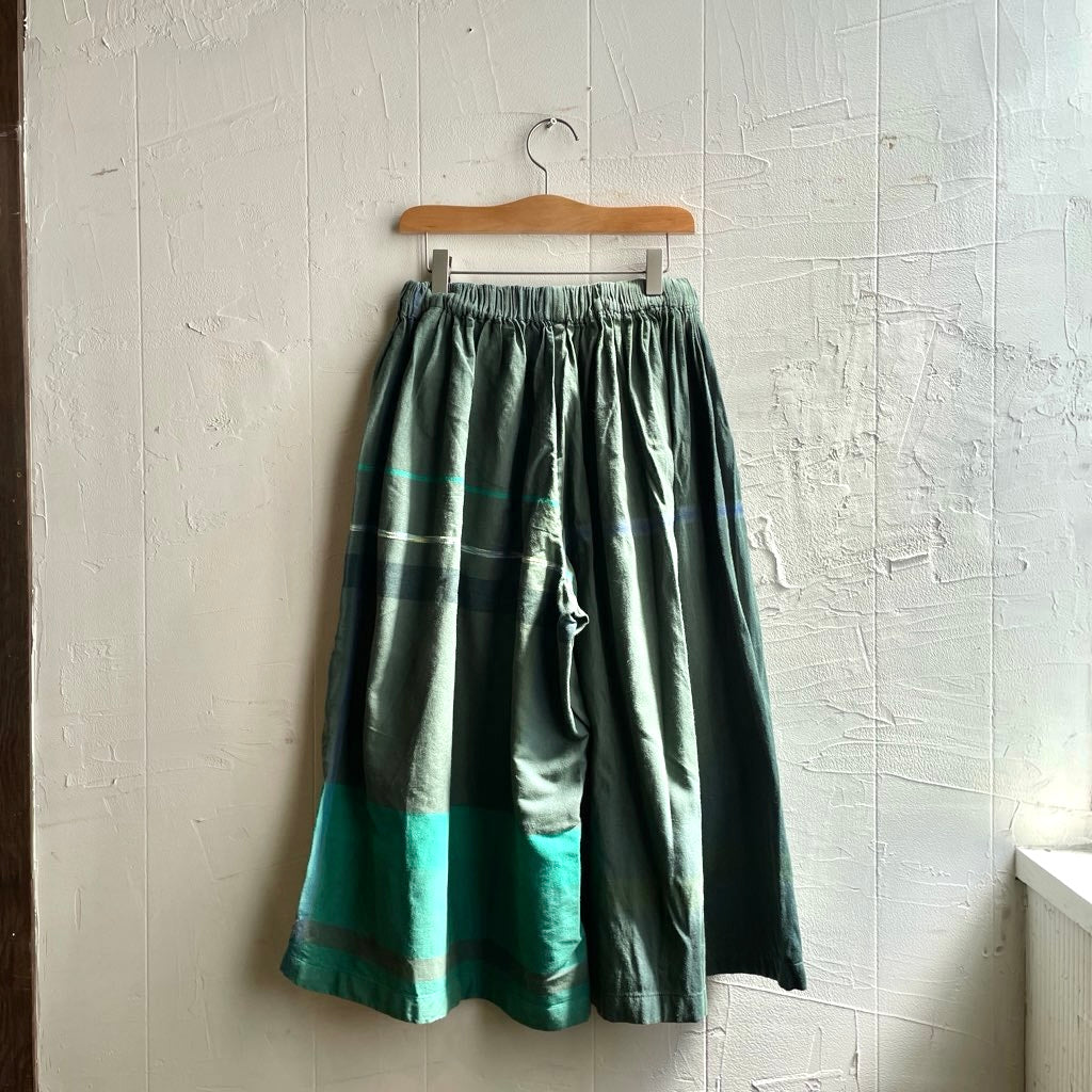 【古着】玉木新雌 / tamaki niime オンリーワン ワイドパンツ ショート グリーン