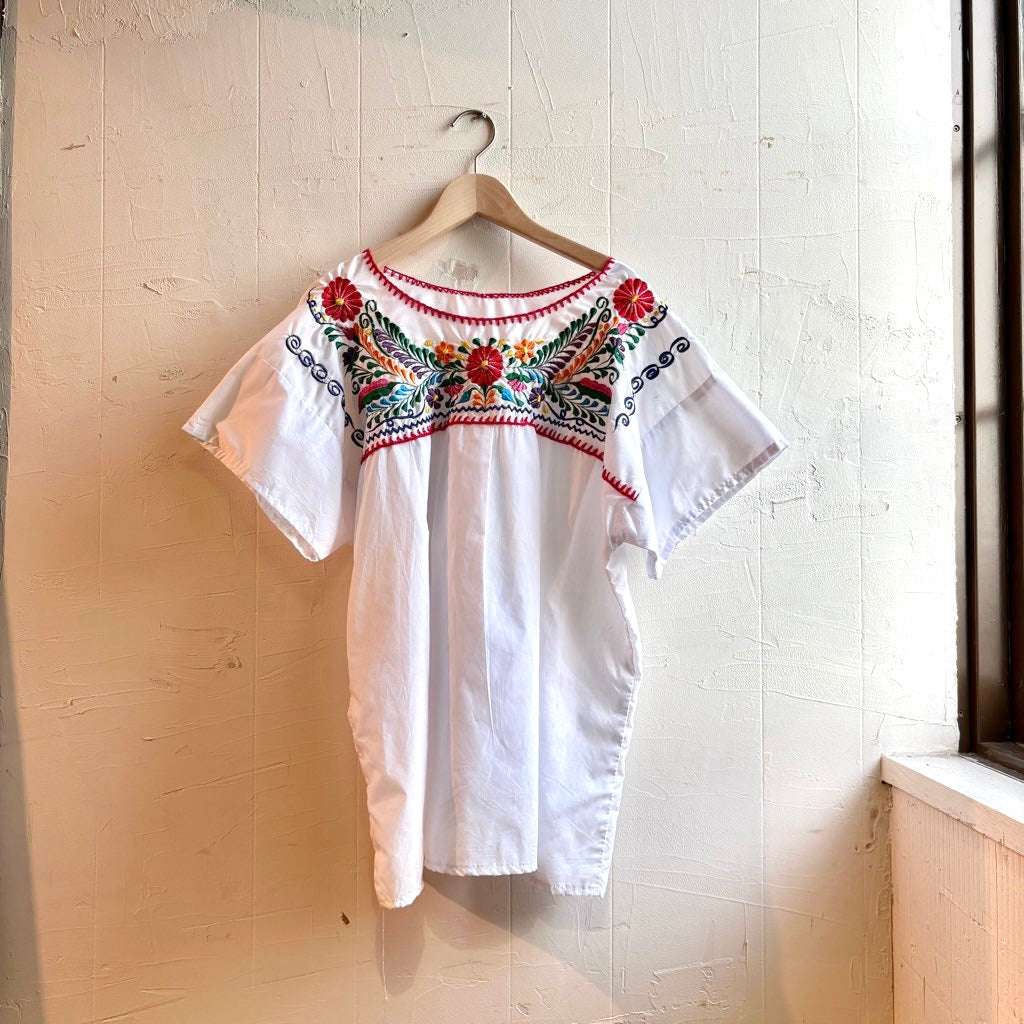 古着】エスニックシャツ ホワイト レディース アジアン 花 刺繍 半袖