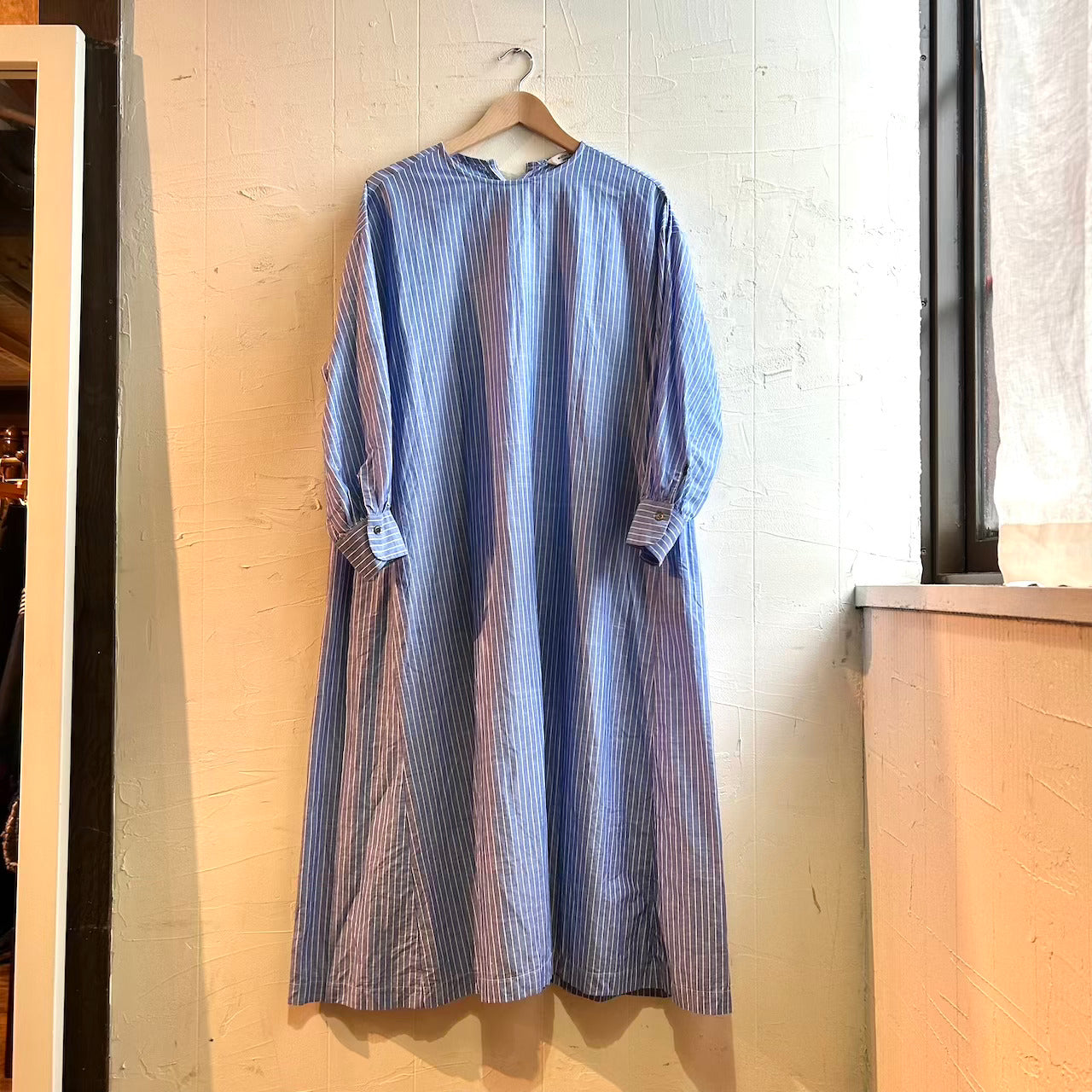 【古着】アトリエナルセ / atelier naruse コットンリネンロングワンピース ブルー ストライプ