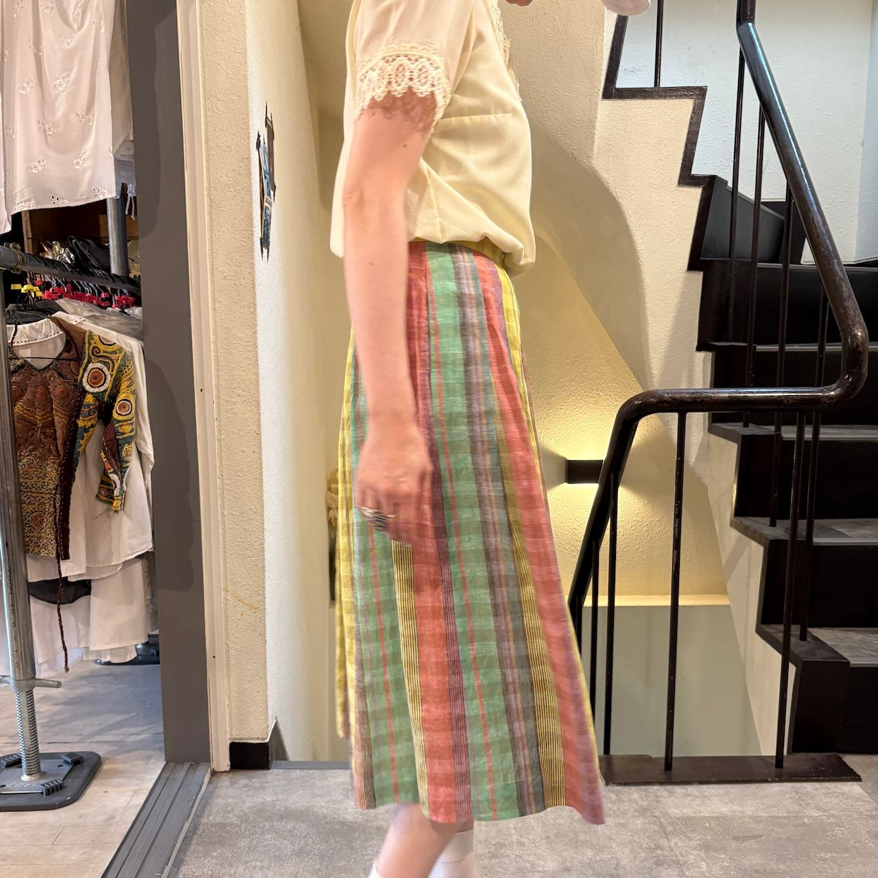 【古着】ジョーンズニューヨーク レインボーストライプスカート