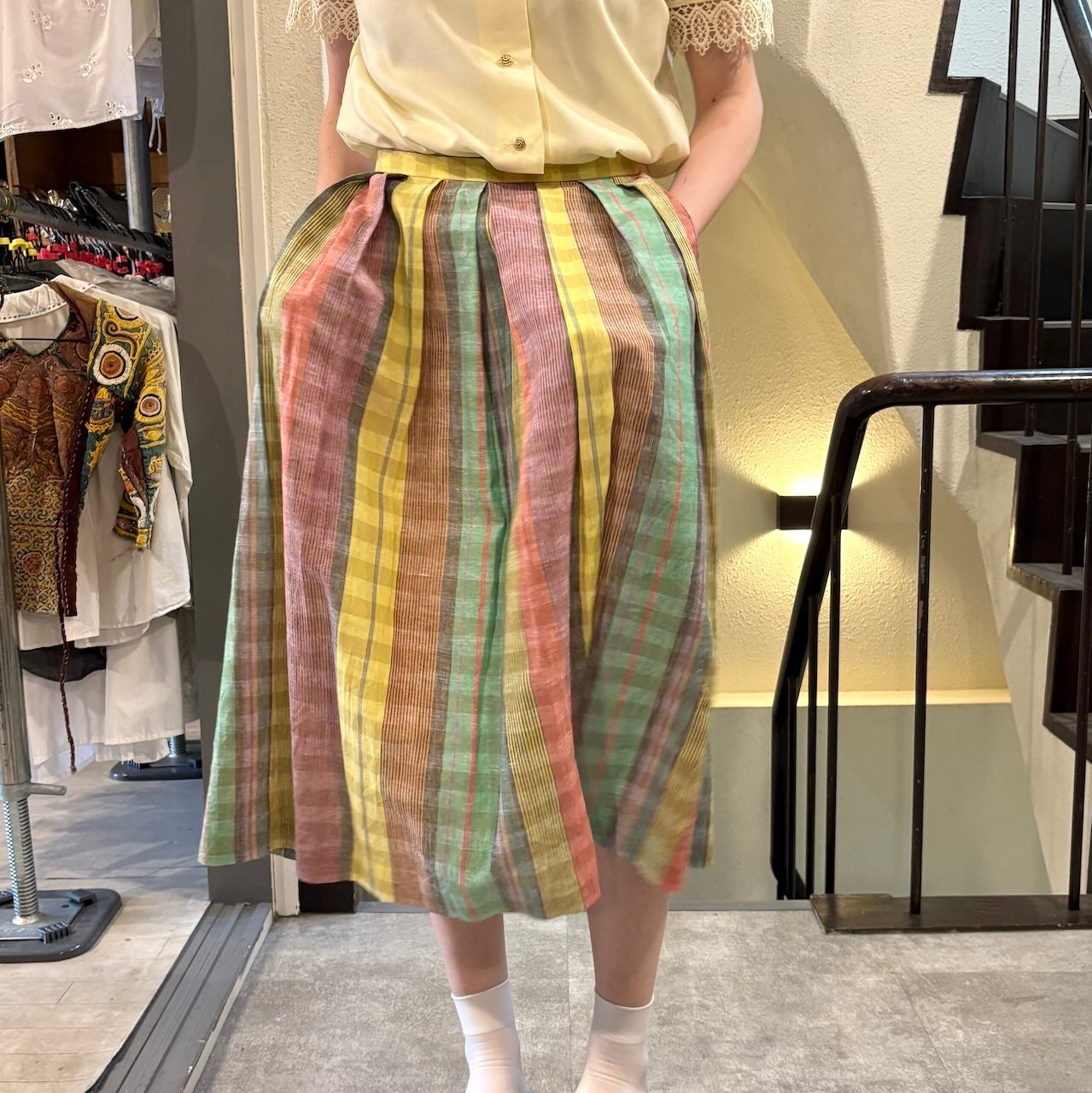 【古着】ジョーンズニューヨーク レインボーストライプスカート