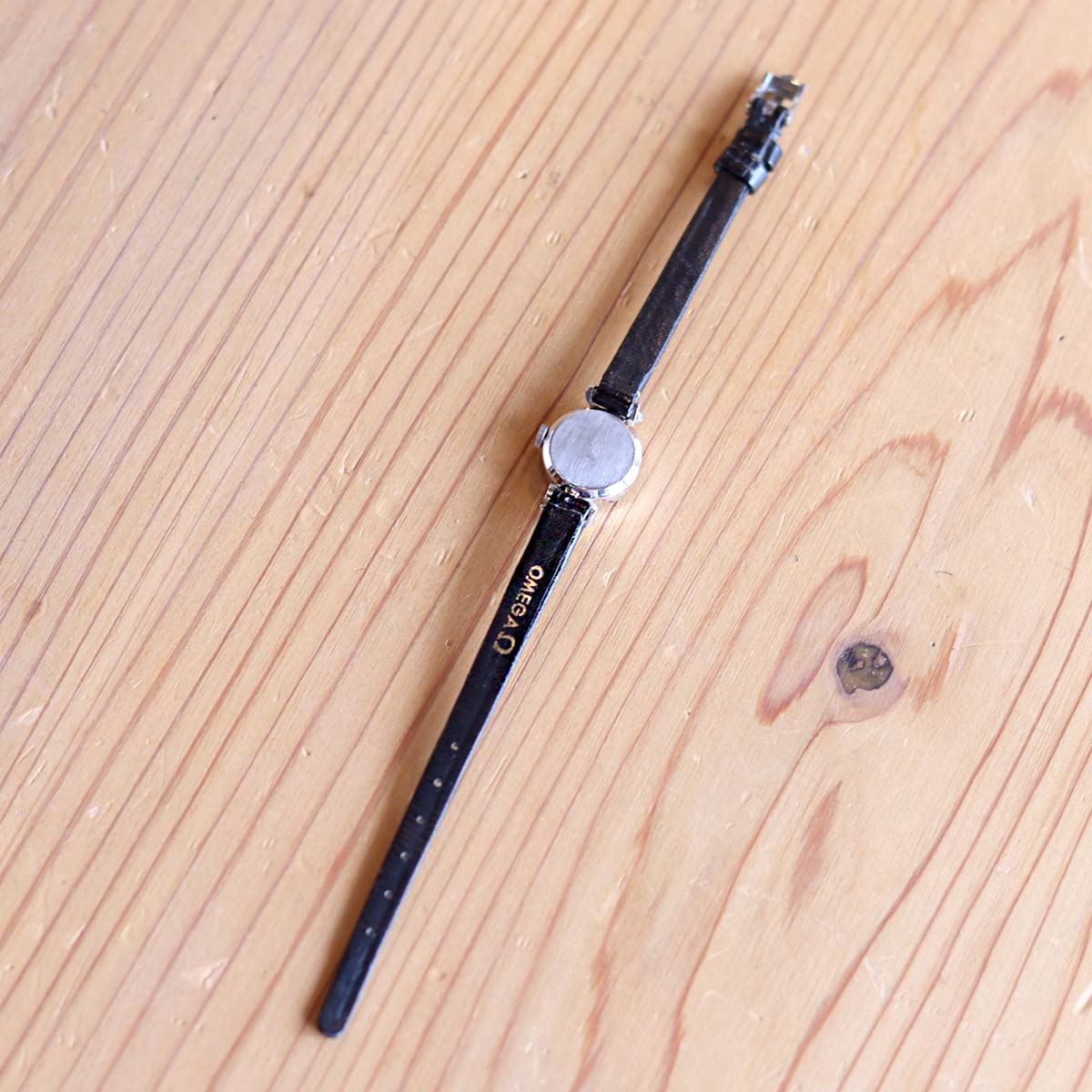 オメガ / OMEGA デビル レディース時計【55】カットガラス 2Pダイヤ 手巻き アンティーク腕時計 ヴィンテージ