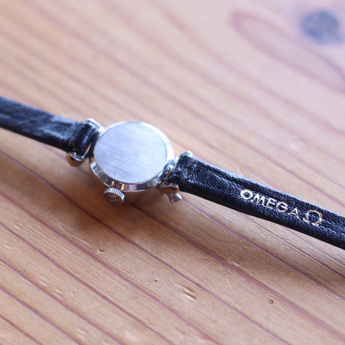オメガ / OMEGA デビル レディース時計【55】カットガラス 2Pダイヤ 手巻き アンティーク腕時計 ヴィンテージ