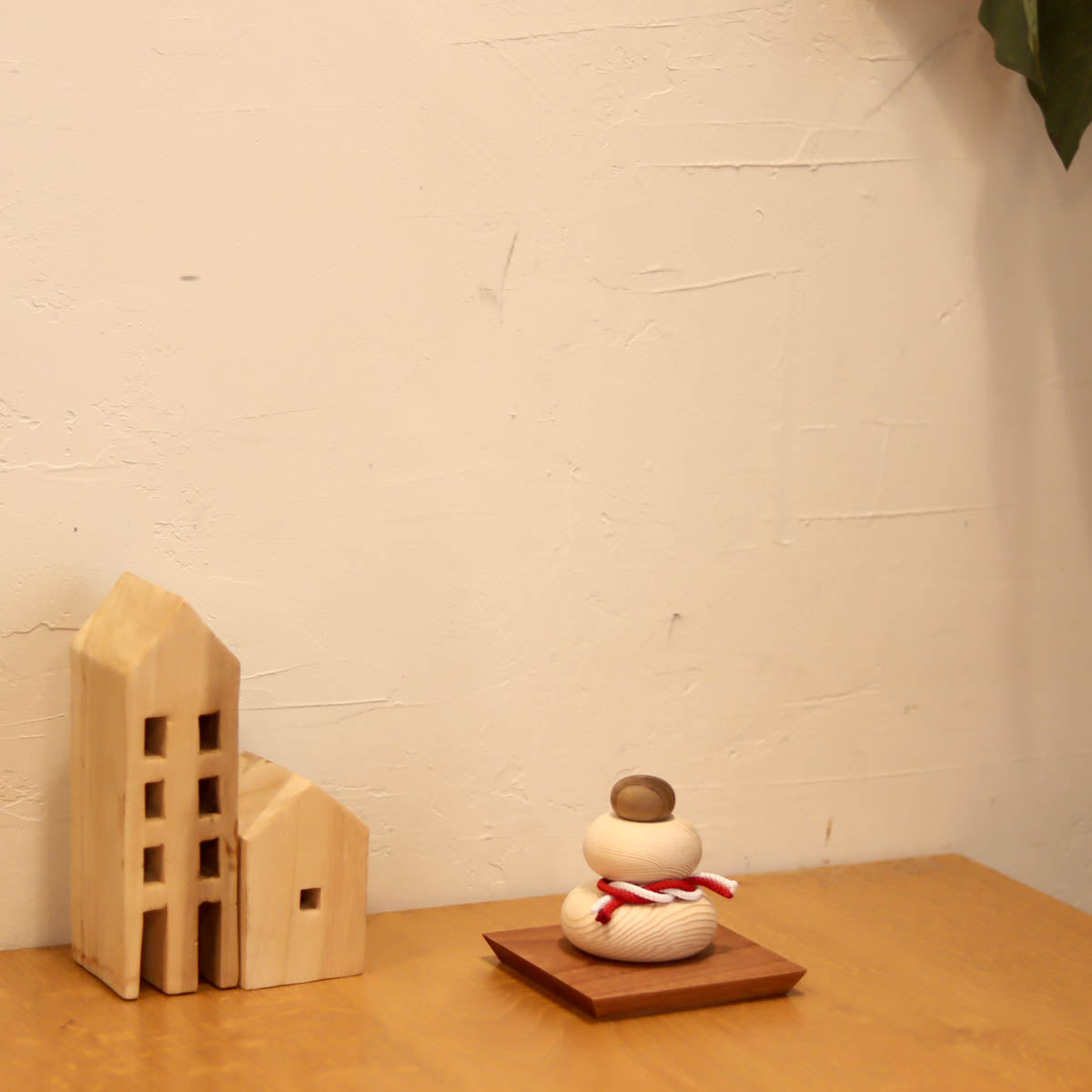 【早割り】木製鏡もち (Mサイズ)お正月飾り リメイク家具 再生家具 リバイブモブラープロジェクト