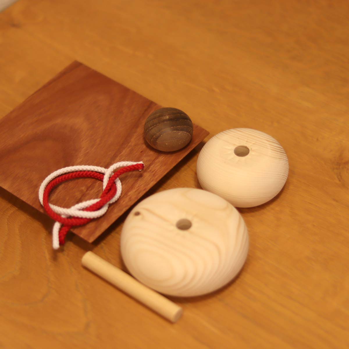 【早割り】木製鏡もち (Mサイズ)お正月飾り リメイク家具 再生家具 リバイブモブラープロジェクト