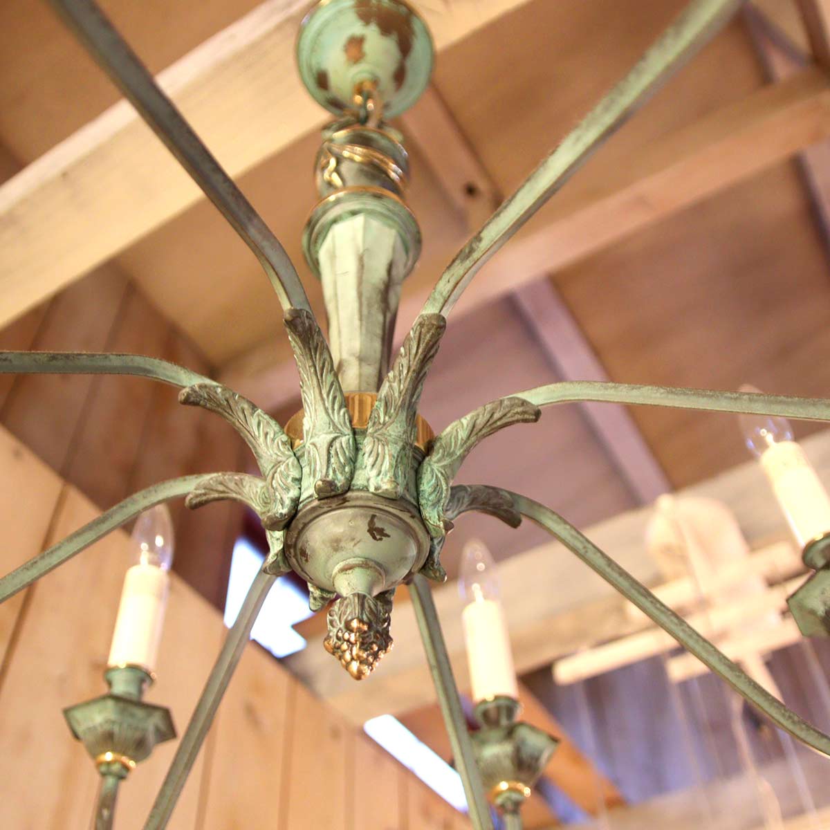 遠藤照明 シャンデリア アンティーク調ライト 天井照明 中古