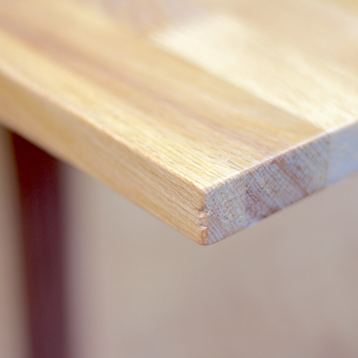 ソリッドウッドサイドテーブル