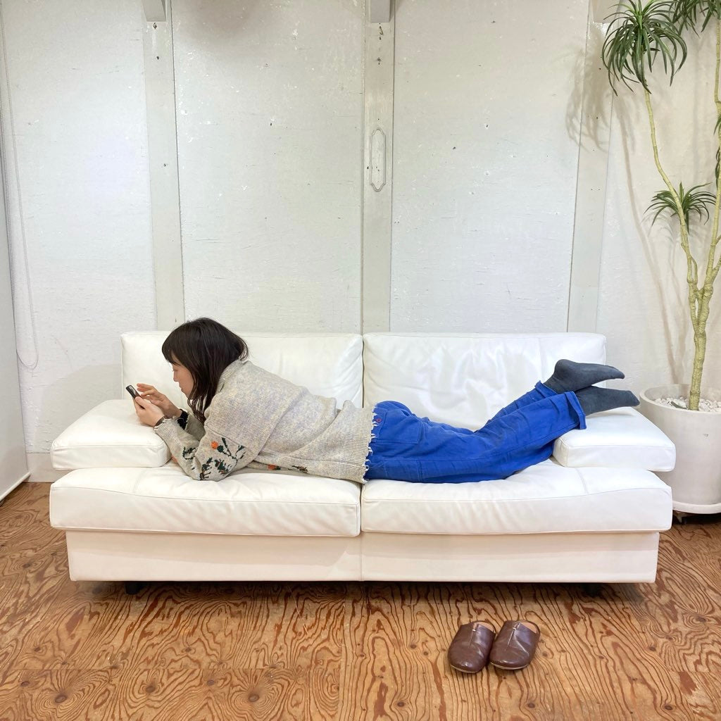 ポルトローナ・フラウ / Poltrona Frau ESKILO ソファ 2人掛け 本革 中古