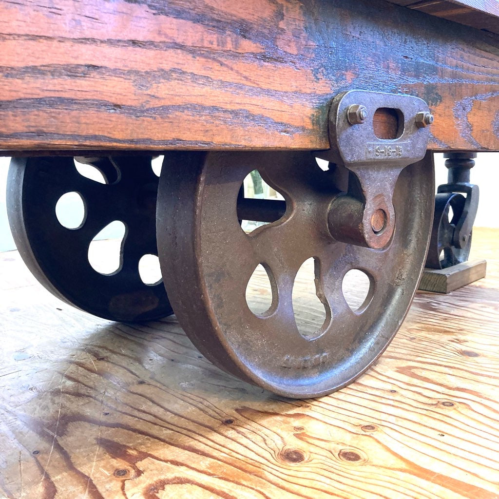 インダストリアル トロリーテーブル リビングテーブル ディスプレイ ヴィンテージ