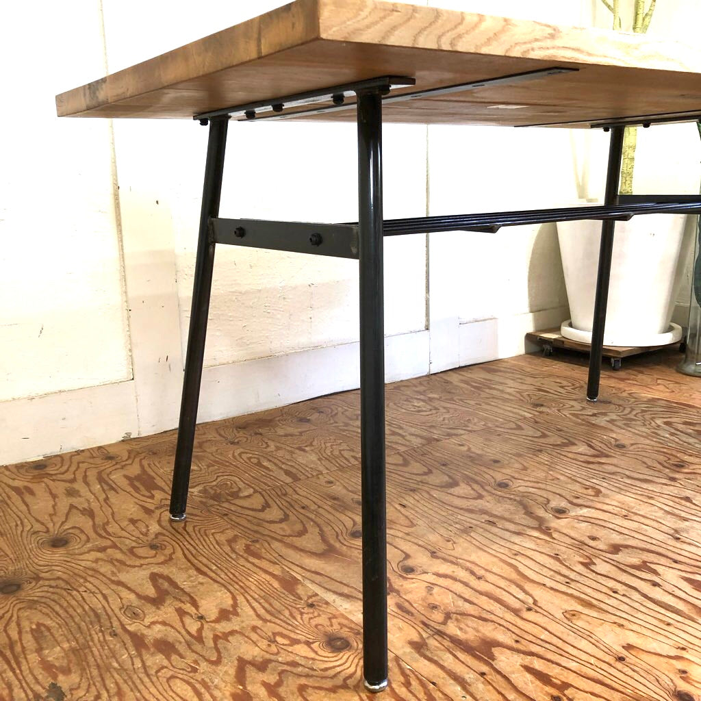 クラッシュゲート / CRASH GATE ノットアンティークス / Knot antiques  クッパ ダイニング テーブル  W135 オーク材 中古